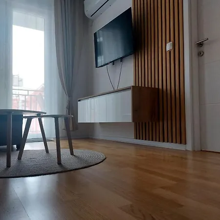 Lena Apartment *